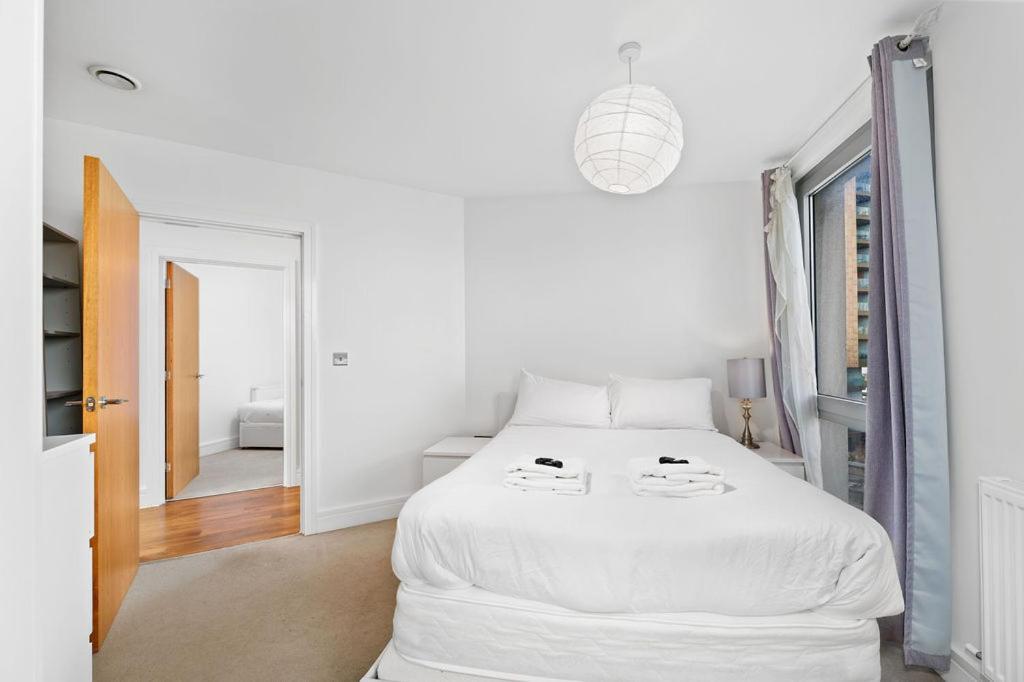 Modern Serviced 3-Bedroom Flat In East Londýn Exteriér fotografie